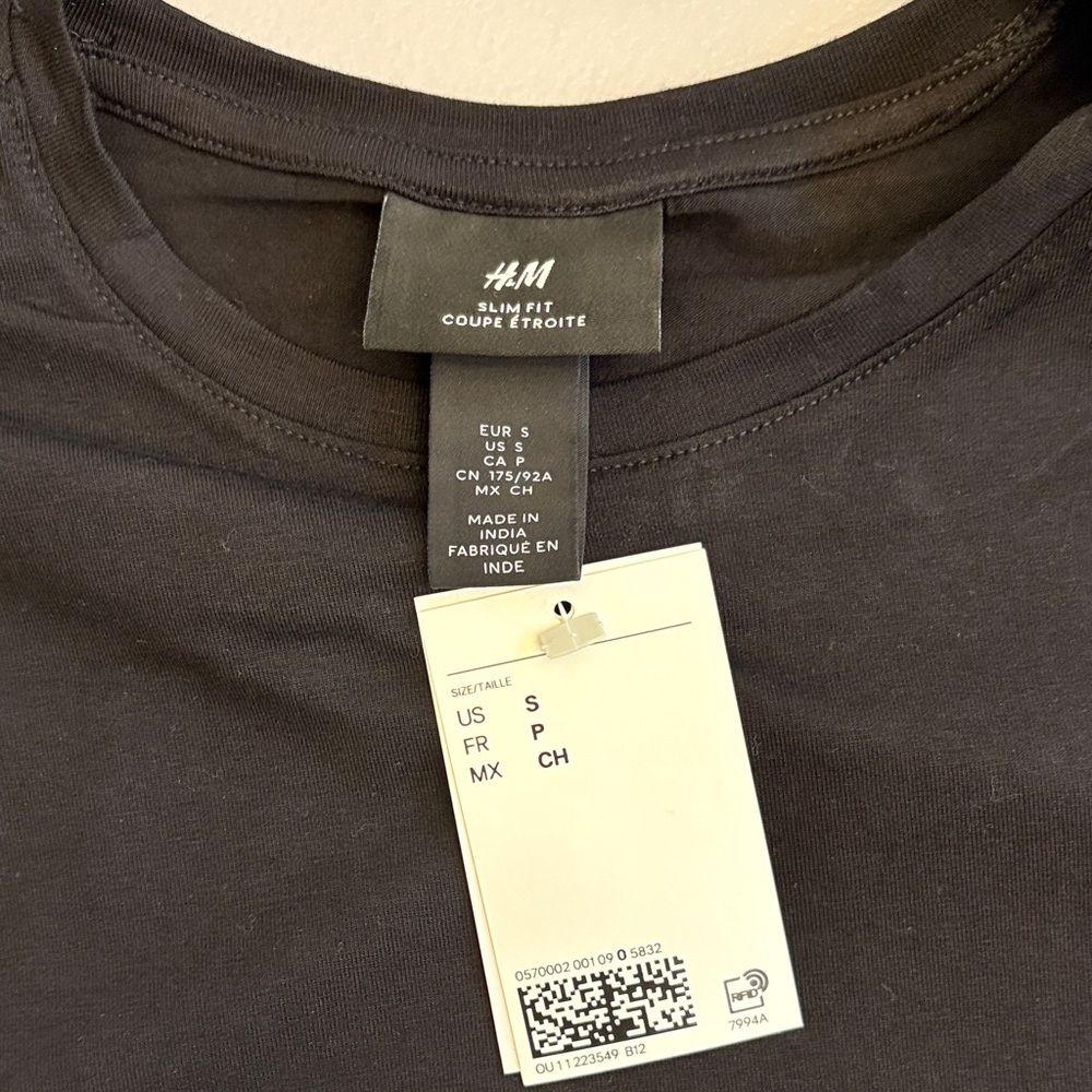 H&M Men's Charcoal Slim Fit Tee